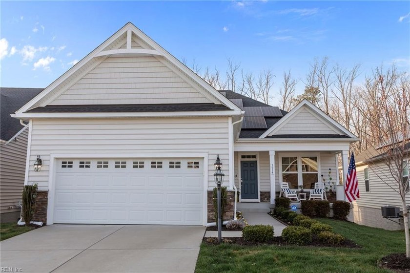 Spacious and beautifully maintained home in Colonial Heritage - Beach Home for sale in Williamsburg, Virginia on Beachhouse.com