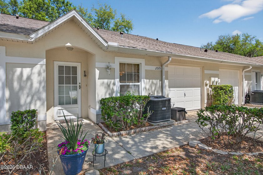 Are you ready to enjoy the Florida Lifestyle? Move right in to - Beach Townhome/Townhouse for sale in Port Orange, Florida on Beachhouse.com