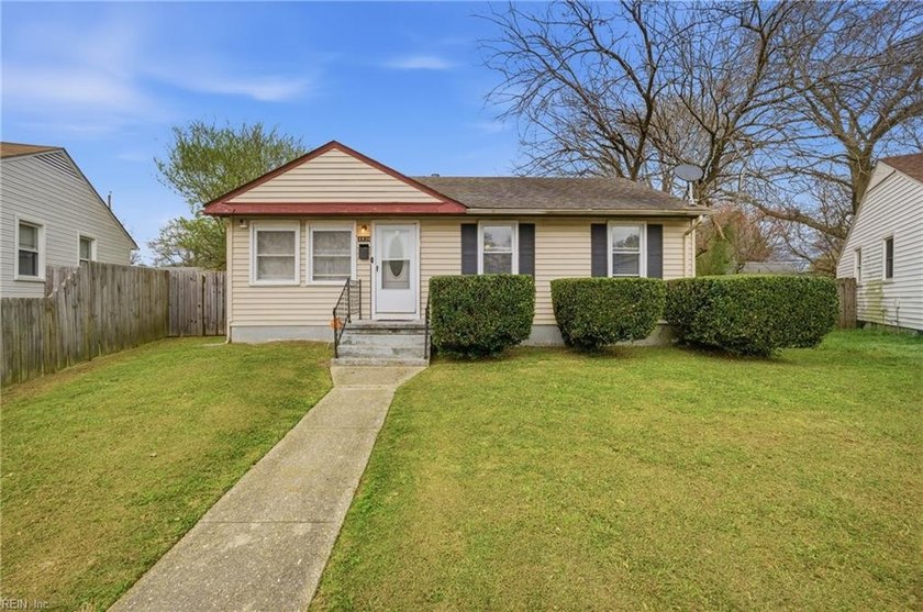 Welcome to this charming 3-bedroom, 1-bath home full of - Beach Home for sale in Norfolk, Virginia on Beachhouse.com