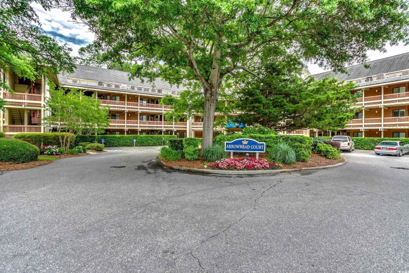 Motivated Seller! This top-floor 2-bedroom, 2-bath condo in - Beach Condo for sale in Myrtle Beach, South Carolina on Beachhouse.com