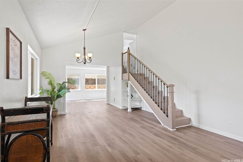 Welcome home to breezy Makakilo! Discover this charming - Beach Home for sale in Kapolei, Hawaii on Beachhouse.com