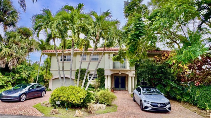 Welcome to this exquisite East Boca Raton Mansion. Fully - Beach Home for sale in Boca Raton, Florida on Beachhouse.com