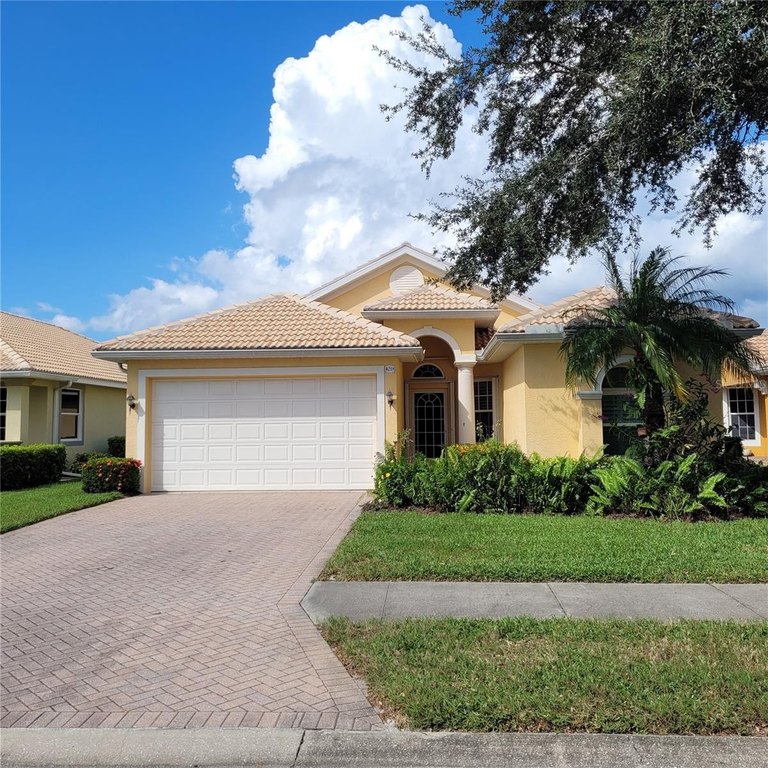 Welcome to The LaMarque Model in Villa Rosa! This 3 Bedroom, 2 - Beach Home for sale in Sarasota, Florida on Beachhouse.com