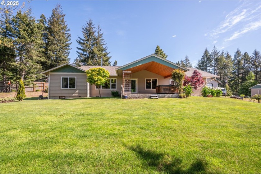 Discover living along southern Oregon's Adventure Coast in this - Beach Home for sale in North Bend, Oregon on Beachhouse.com
