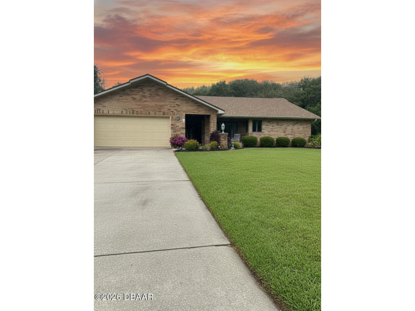 Stunning 3 Bed Custom Built Brick Home In The Heart of Ponce - Beach Home for sale in Ponce Inlet, Florida on Beachhouse.com