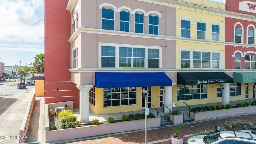 This stunning commercial condo is situated in downtown Daytona - Beach Commercial for sale in Daytona Beach, Florida on Beachhouse.com