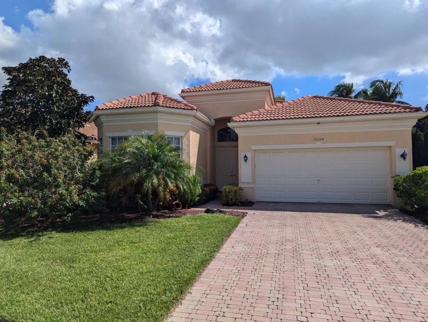 Large bright open floor plan with high ceilings. All diagonal - Beach Home for sale in Delray Beach, Florida on Beachhouse.com