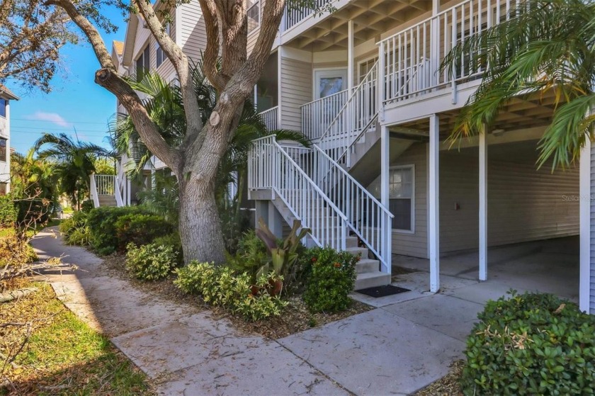 LOCATION-LOCATION-LOCATION. AT UNDER 400K, THIS IS AN - Beach Condo for sale in Sarasota, Florida on Beachhouse.com