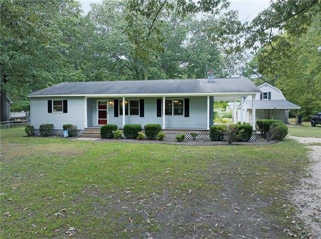 Waterfront Rancher on Todd's Creek with quick to East River & - Beach Home for sale in Mathews, Virginia on Beachhouse.com