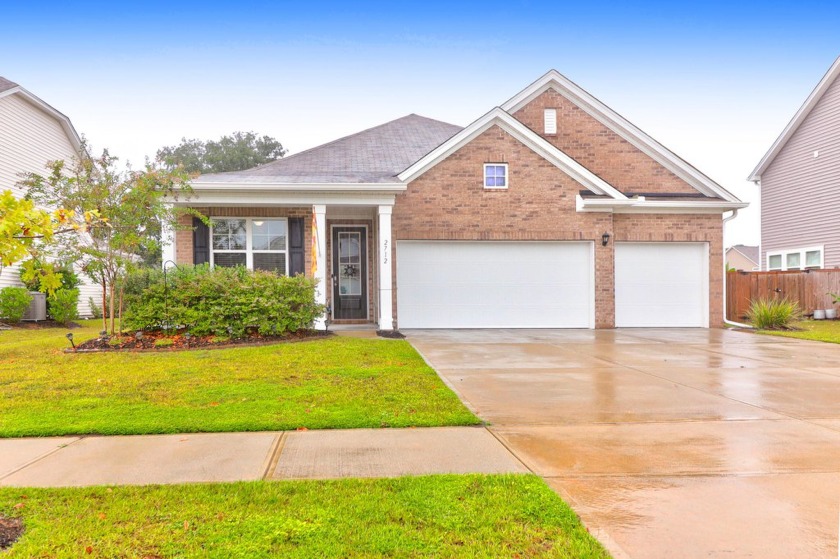 Welcome home to this spacious and open one story home with a - Beach Home for sale in Johns Island, South Carolina on Beachhouse.com