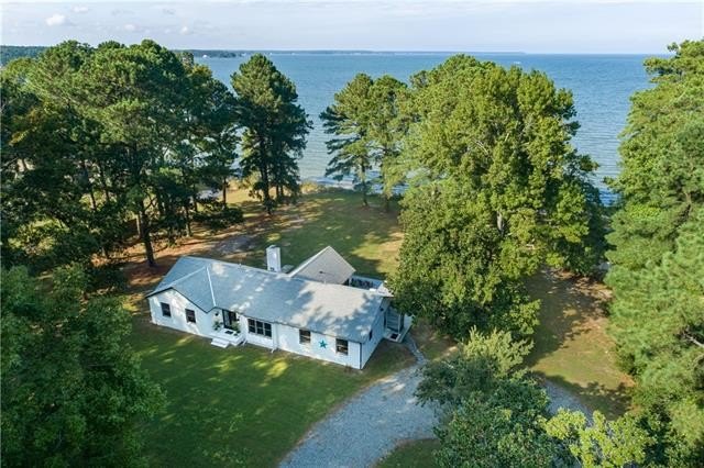 Showings begin Friday, 10/4/24, at this charming waterfront home - Beach Home for sale in White Stone, Virginia on Beachhouse.com