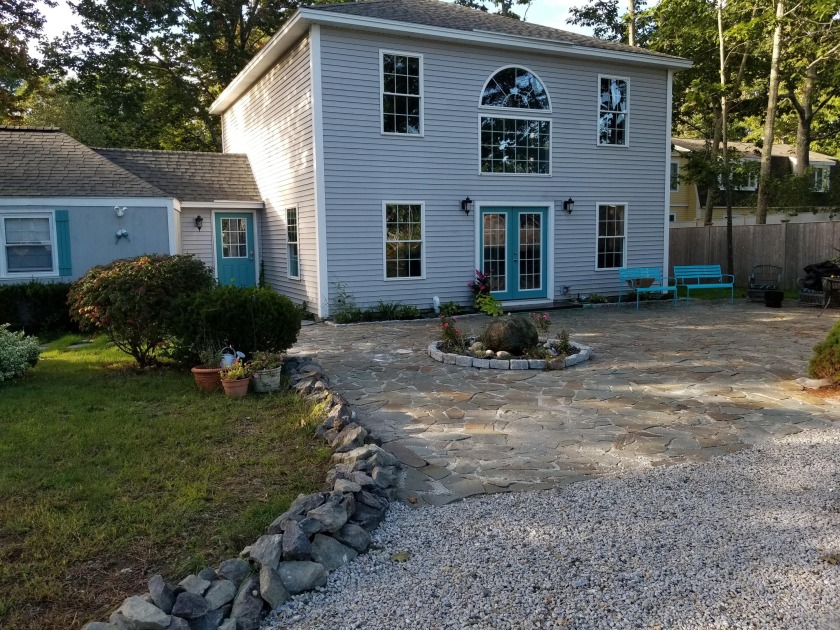 Beach living at its finest! Come tour this beautiful home in - Beach Home for sale in Scarborough, Maine on Beachhouse.com