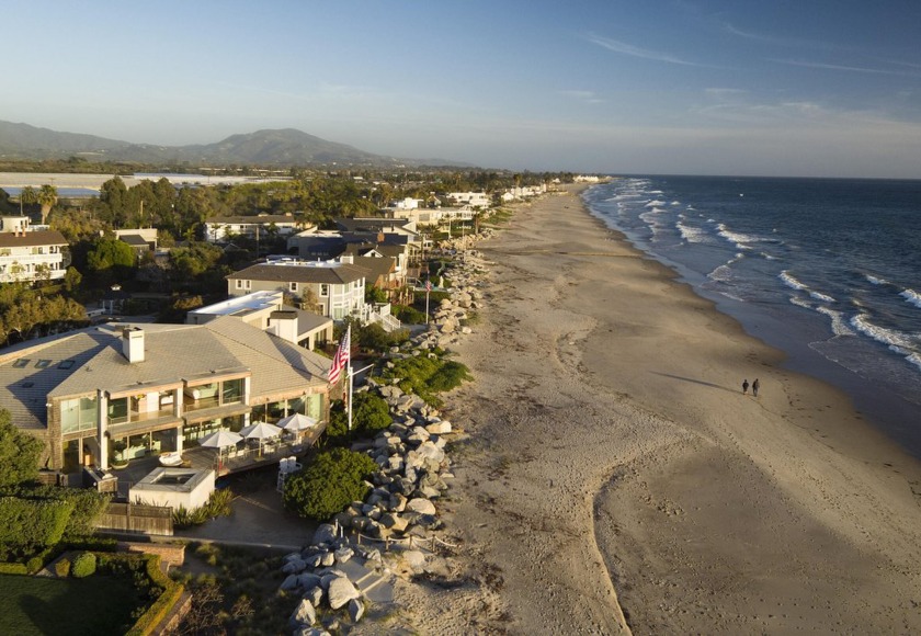 Welcome to the ultimate oceanfront estate! Stunning contemporary - Beach Home for sale in Carpinteria, California on Beachhouse.com