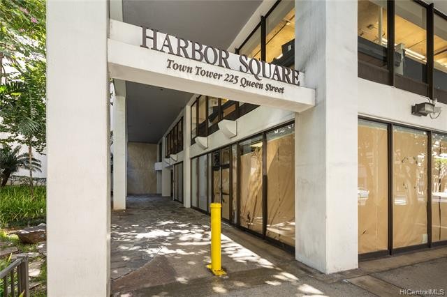 Located in Harbor Square in downtown Honolulu, this 3,185 sf fee - Beach Commercial for sale in Honolulu, Hawaii on Beachhouse.com
