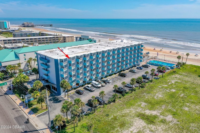 Oceanview Condotel Under 130K-Move-In Ready & Fully Furnished! - Beach Condo for sale in Daytona Beach, Florida on Beachhouse.com