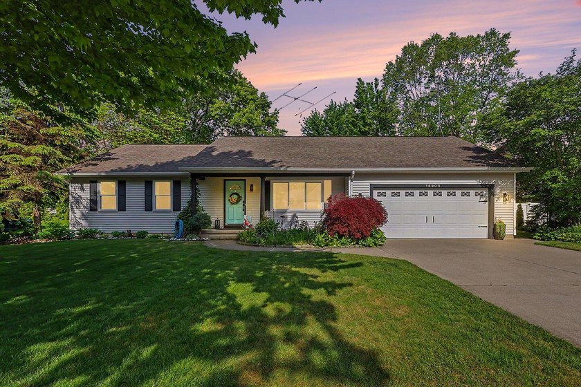 Welcome to 14905 Canary Dr., a beautifully updated and - Beach Home for sale in Grand Haven, Michigan on Beachhouse.com