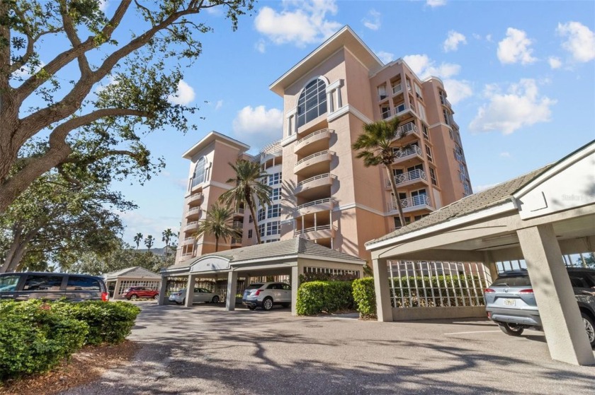 Move in ready! Step into the lap of waterfront luxury at Bacopa - Beach Condo for sale in St. Petersburg, Florida on Beachhouse.com