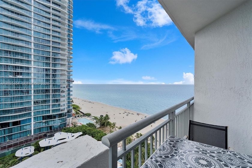 Beautiful ocean-view 2-bedroom residence at DoubleTree Resort & - Beach Condo for sale in Sunny Isles Beach, Florida on Beachhouse.com