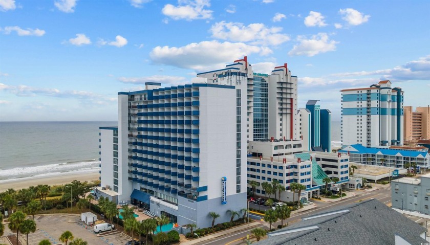 Welcome to this rare executive suite 1 bedroom condo at the - Beach Condo for sale in Myrtle Beach, South Carolina on Beachhouse.com