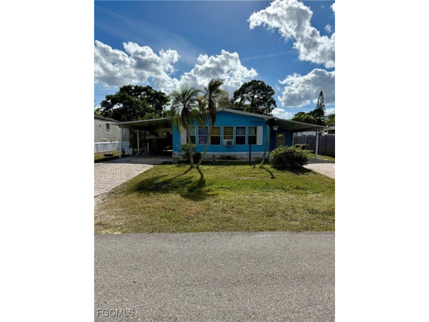 INVESTOR SPECIAL: Massive Potential with NO HOA in Bonita - Beach Home for sale in Bonita Springs, Florida on Beachhouse.com