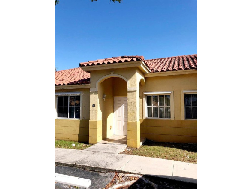 *Attention investors* great investment opportunity! Well - Beach Townhome/Townhouse for sale in Homestead, Florida on Beachhouse.com