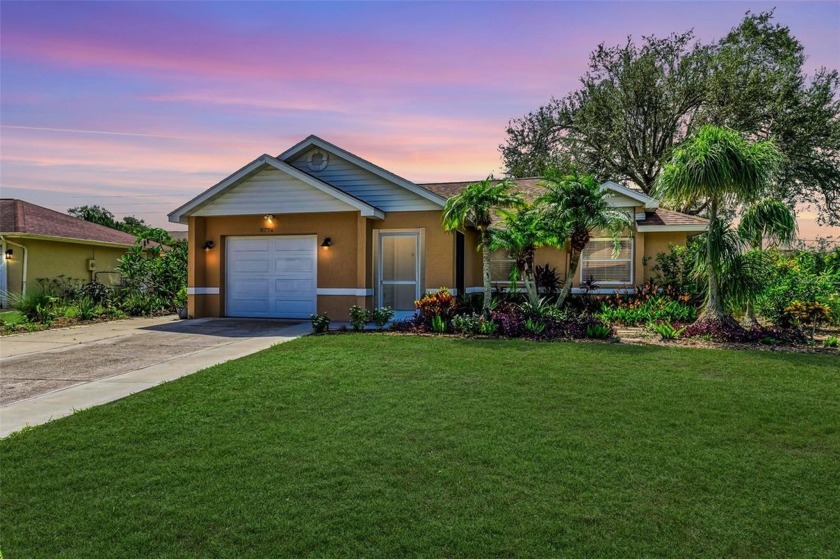 Lowest MOVE-IN READY *POOL*home in 34232 zip code!!  This 2 - Beach Home for sale in Sarasota, Florida on Beachhouse.com