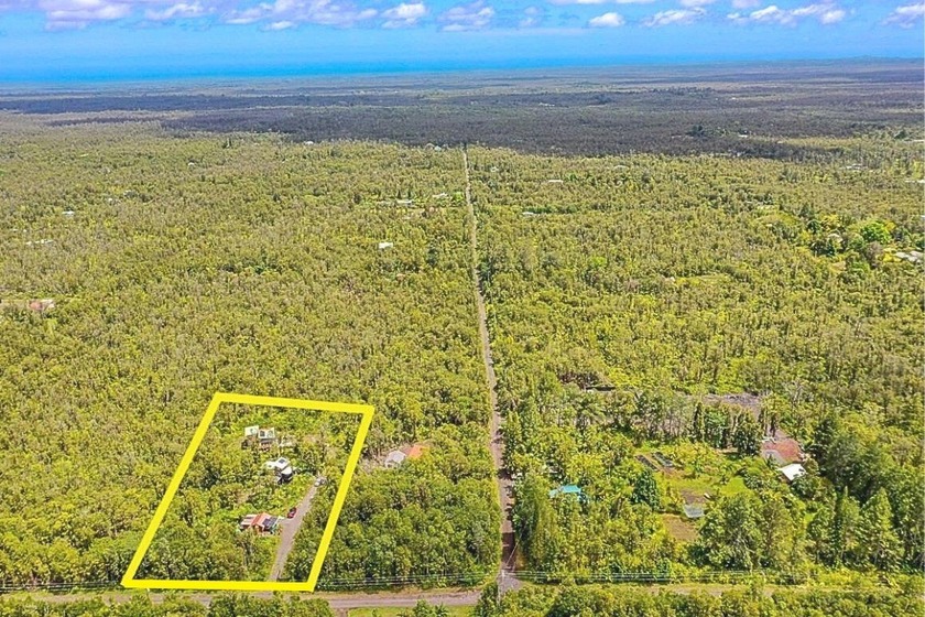 Move-in ready one-acre property in EdenRoc Estates, located on - Beach Home for sale in Mountain View, Hawaii on Beachhouse.com