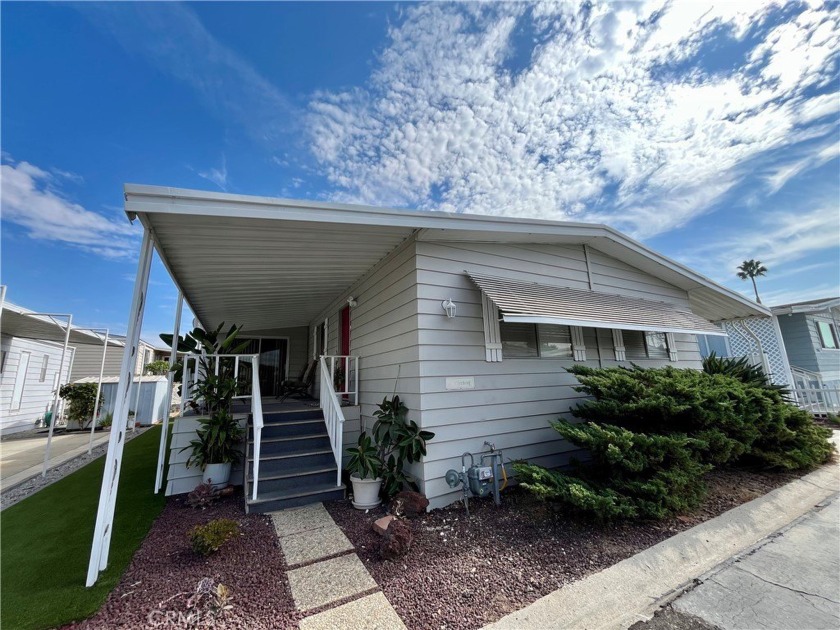 Located in the heart of the South Bay, this bright and inviting - Beach Home for sale in Carson, California on Beachhouse.com