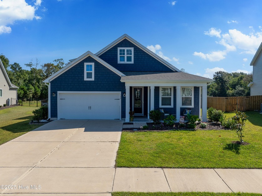 Welcome to your oasis at the beach! You'll be greeted with a - Beach Home for sale in Surf City, North Carolina on Beachhouse.com