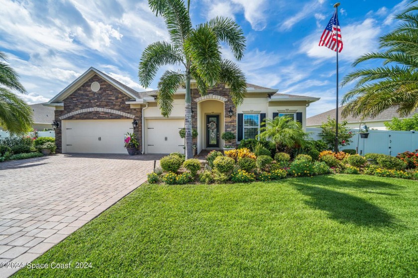 Who doesn't want a waterfront pool home?!?! This stunning 4 bed - Beach Home for sale in Merritt Island, Florida on Beachhouse.com