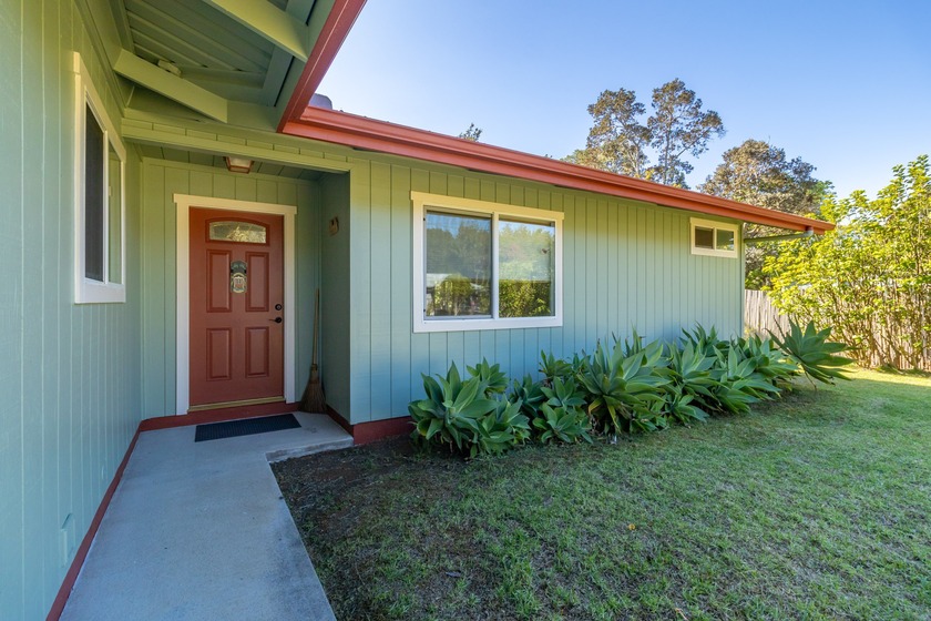 A cut above the rest. Pristine 3 bedroom, 2 bath fully insulated - Beach Home for sale in Volcano, Hawaii on Beachhouse.com