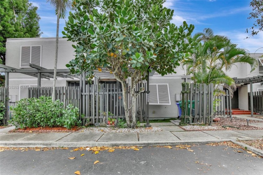 As you step inside this charming townhome, you'll be greeted by - Beach Townhome/Townhouse for sale in Pembroke Pines, Florida on Beachhouse.com