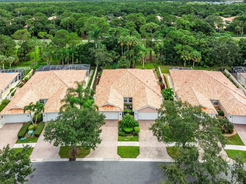 Highly sought-after DiVosta 2-bed, 2-bath, 2-car garage villa - Beach Home for sale in Stuart, Florida on Beachhouse.com