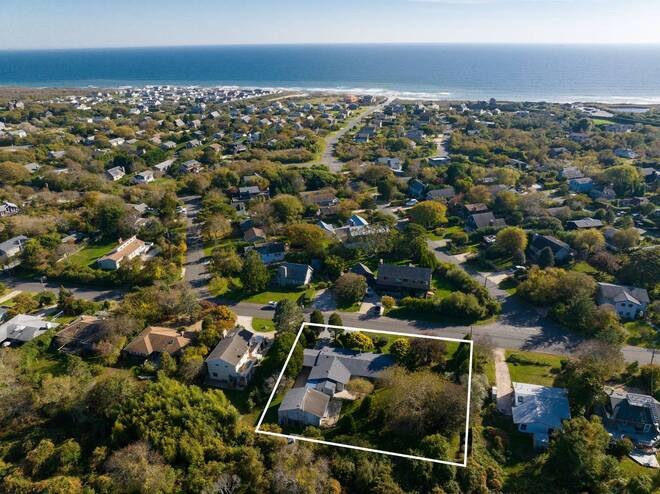 Situated just a short stroll from the ocean beach, this updated - Beach Home for sale in Montauk, New York on Beachhouse.com