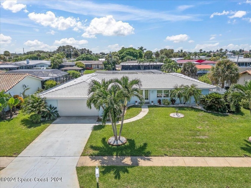 A canal front home in the Fountains... one of Satellite Beach's - Beach Home for sale in Satellite Beach, Florida on Beachhouse.com