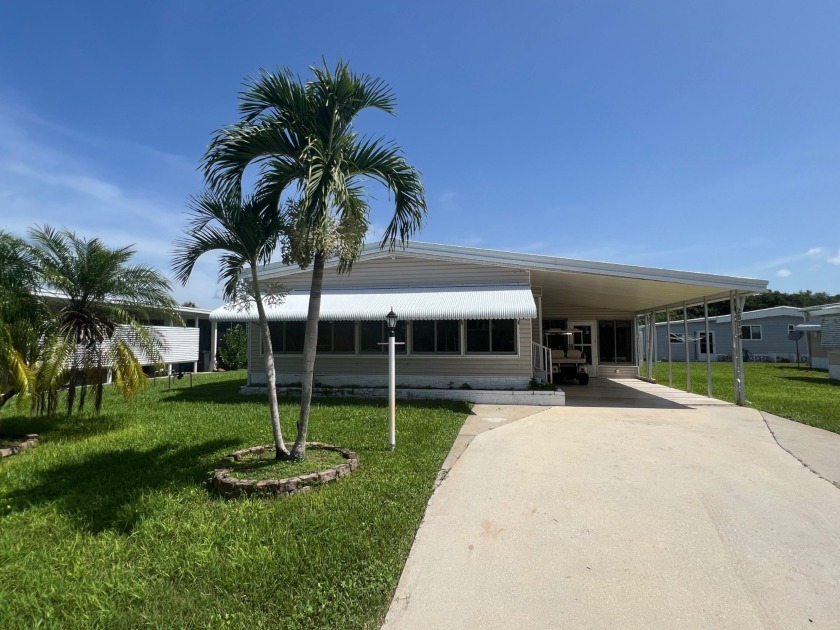 MOTIVATED SELLERS! Discover the perfect blend of affordability - Beach Home for sale in Bonita Springs, Florida on Beachhouse.com