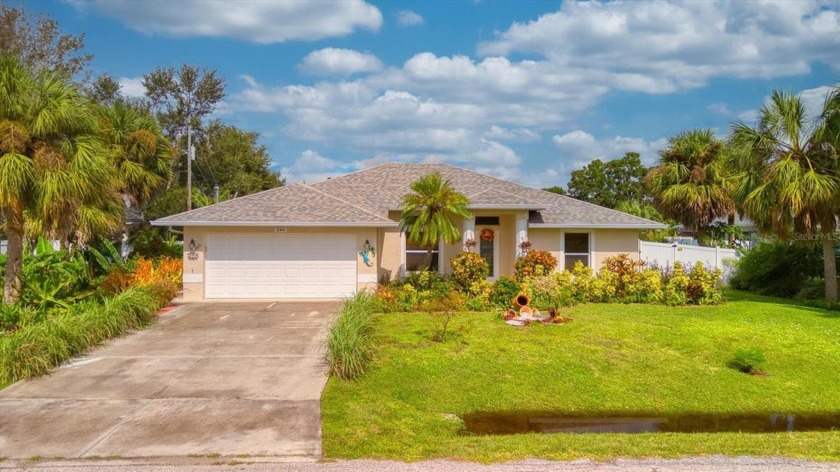 This is it! This two bedroom/two bath home with the den in South - Beach Home for sale in Venice, Florida on Beachhouse.com