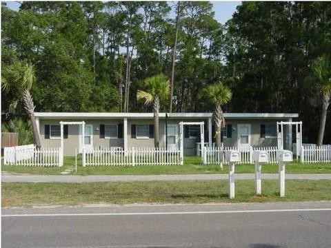 This is your chance to purchase a TRIPLEX house and become a - Beach Home for sale in Dauphin Island, Alabama on Beachhouse.com