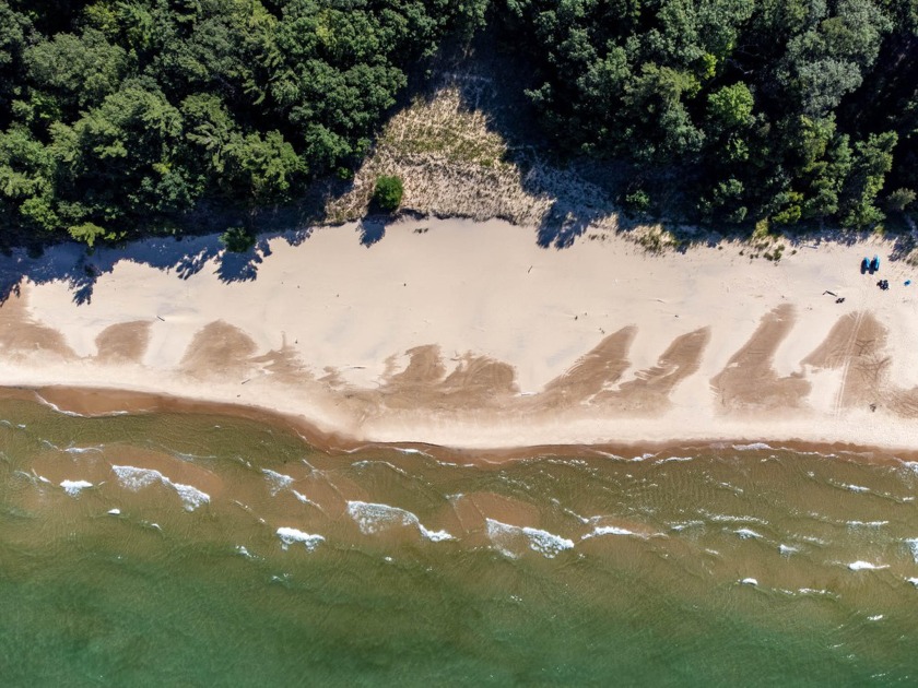 DEQ Permit Secured on this Rare Lake Michigan parcel with 450' - Beach Acreage for sale in Shelby, Michigan on Beachhouse.com