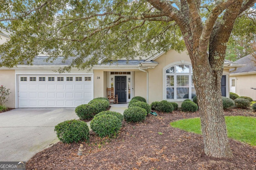 Maintenance-free living awaits in this spacious townhome in the - Beach Townhome/Townhouse for sale in Savannah, Georgia on Beachhouse.com