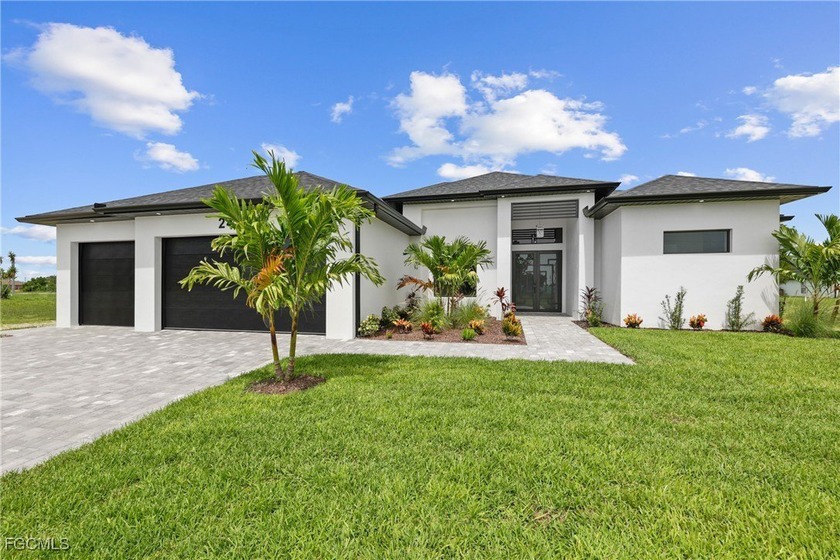 Attention!! Don't miss this opportunity to live in this - Beach Home for sale in Cape Coral, Florida on Beachhouse.com