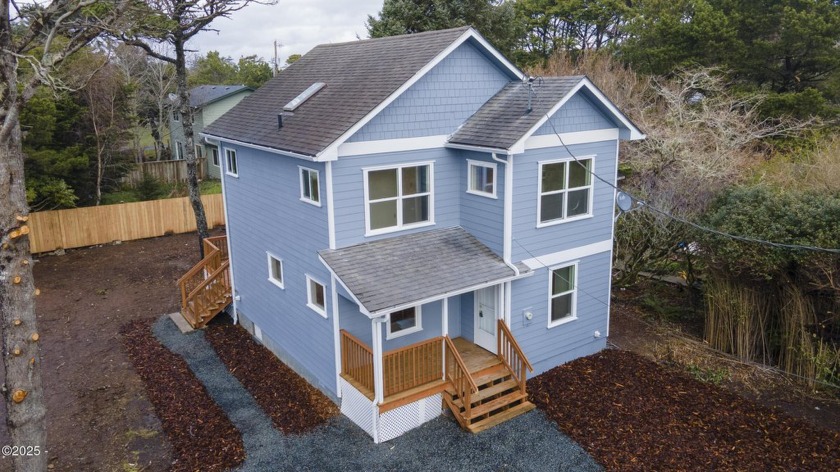 Here is your opportunity to own a remodeled home  and  AN  EXTRA - Beach Home for sale in Newport, Oregon on Beachhouse.com