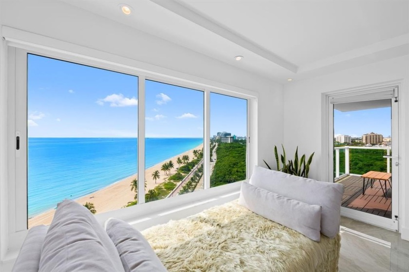 Refined 2-Bedroom, 2-Bath Residence In Prestigious Park Tower - Beach Condo for sale in Fort Lauderdale, Florida on Beachhouse.com
