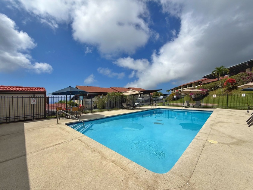 Don't miss this great opportunity to own a 2-bedroom, 2-bath - Beach Condo for sale in Holualoa, Hawaii on Beachhouse.com