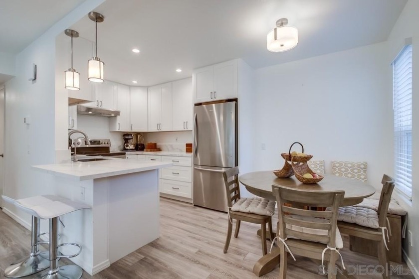 Move-in ready, ground-level condo in a prime La Jolla location! - Beach Home for sale in La Jolla, California on Beachhouse.com