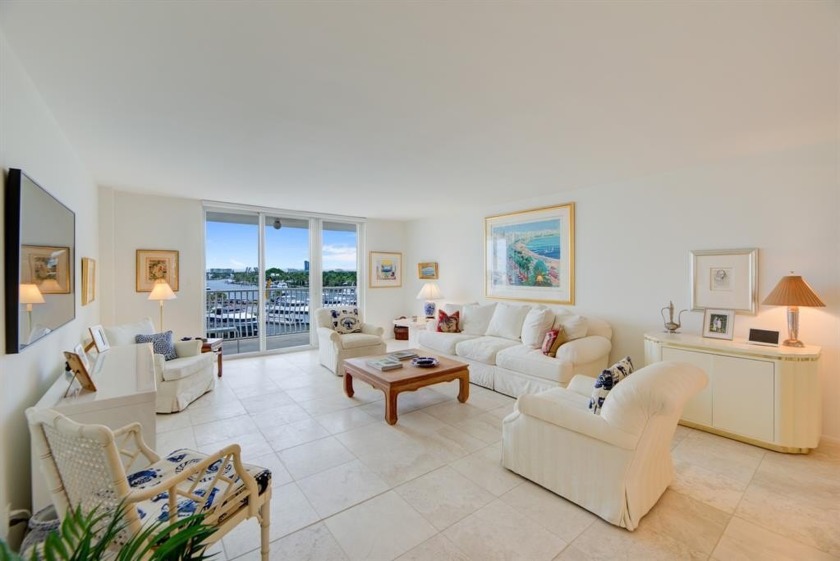 Stunning views of the Intracoastal Waterways, Atlantic Ocean and - Beach Condo for sale in Fort Lauderdale, Florida on Beachhouse.com