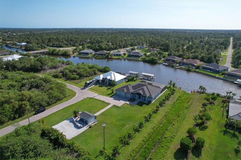 YOUR WATERFRONT *FLORIDA DREAM HOME* AWAITS !! Stunning - Beach Home for sale in Port Charlotte, Florida on Beachhouse.com