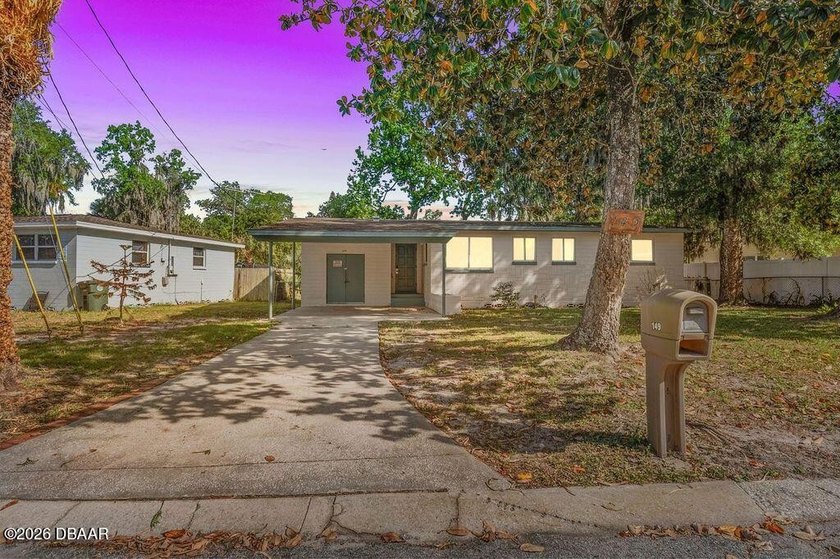 Great opportunity! This 3-bedroom, 2-bath home offers a - Beach Home for sale in Daytona Beach, Florida on Beachhouse.com