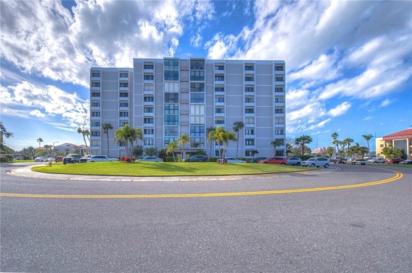 MOTIVATED SELLER! This is a rare opportunity to acquire this - Beach Condo for sale in Clearwater, Florida on Beachhouse.com