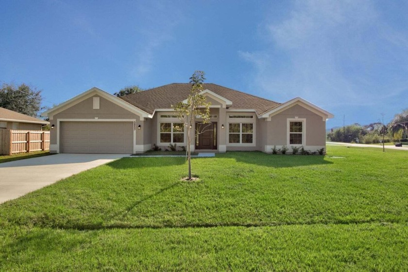 Spacious living area, with large bedrooms, formal dining room - Beach Home for sale in Fort Pierce, Florida on Beachhouse.com